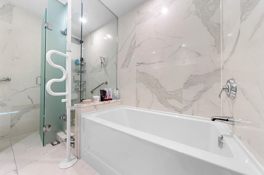 802 185 VICTORY SHIP WAY North Vancouver, BC - 5