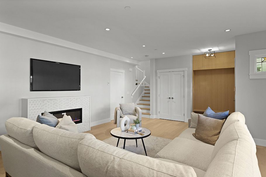 1058 W 15 TH AVENUE Vancouver, BC - 15