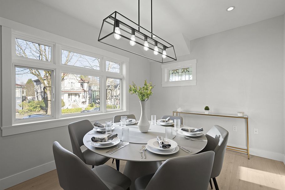 1058 W 15 TH AVENUE Vancouver, BC - 9