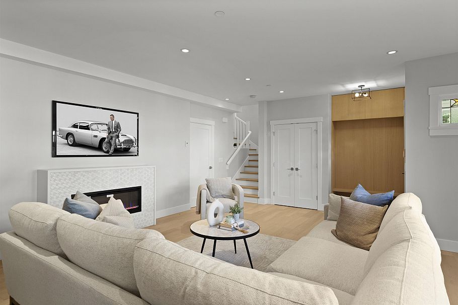 1058 W 15 TH AVENUE Vancouver, BC - 12