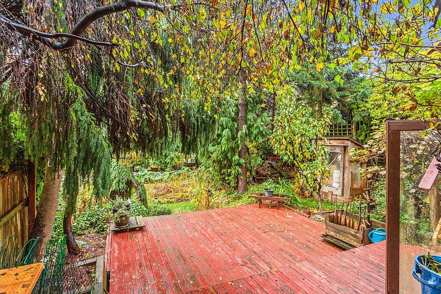 713 E ST. JAMES ROAD North Vancouver, BC - 5