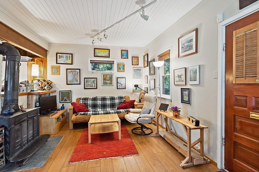 713 E ST. JAMES ROAD North Vancouver, BC - 17