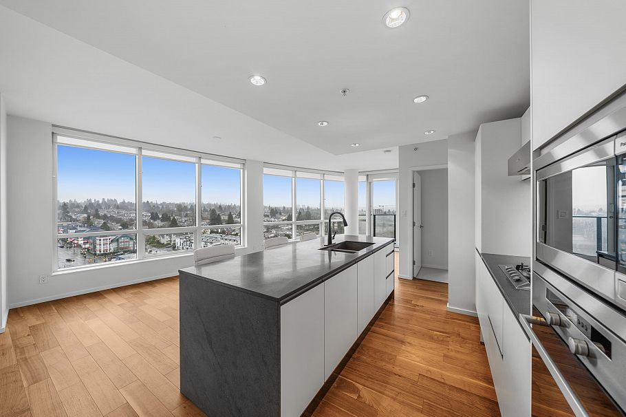 1606 8555 GRANVILLE STREET Vancouver, BC - 1