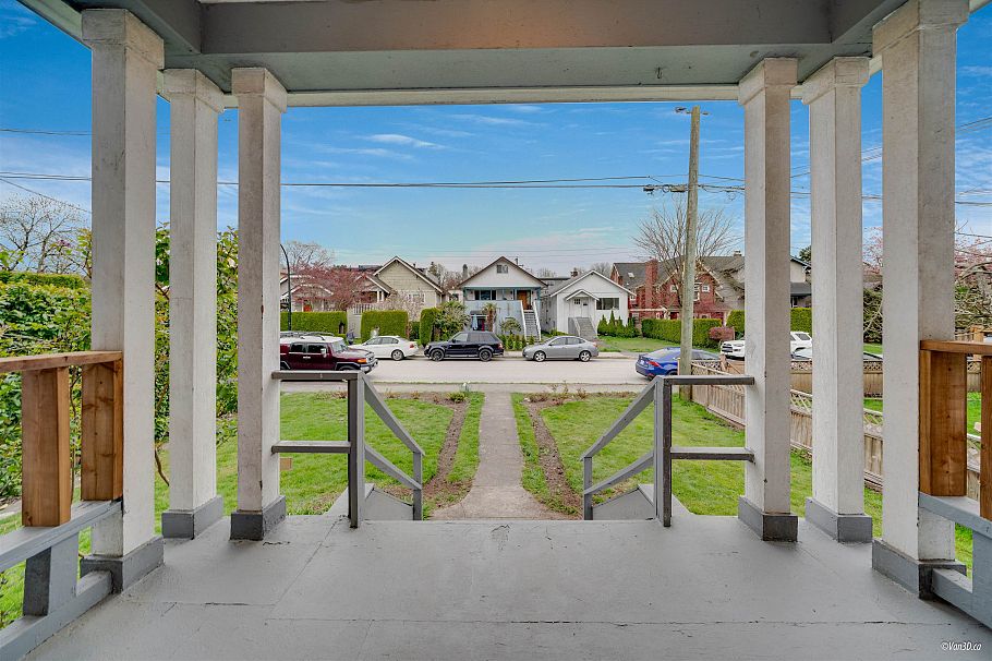 3425 W 8TH AVENUE Vancouver, BC - 13