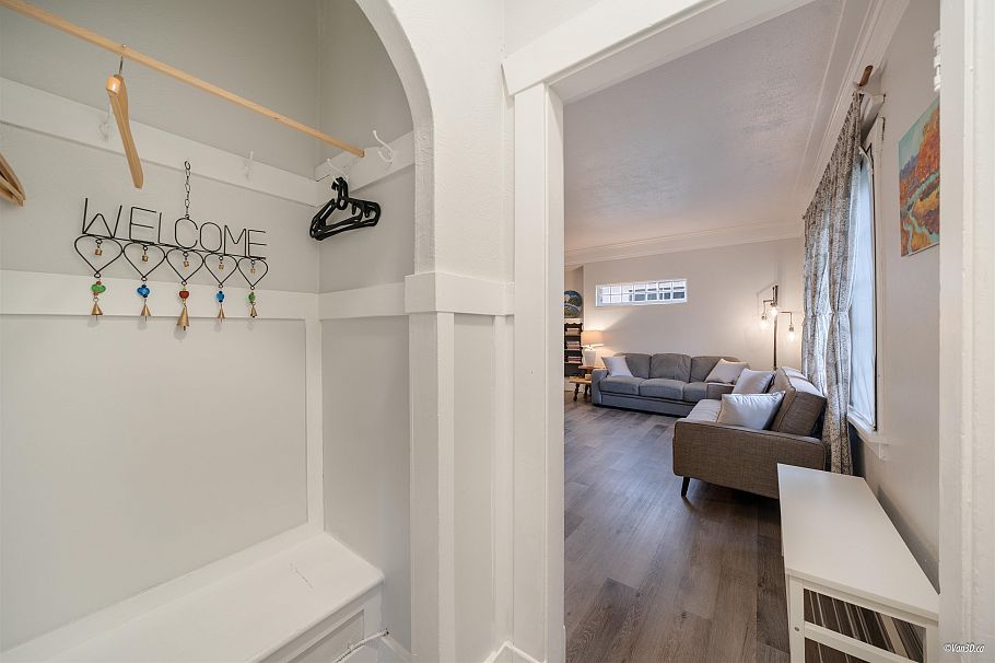 3425 W 8TH AVENUE Vancouver, BC - 32