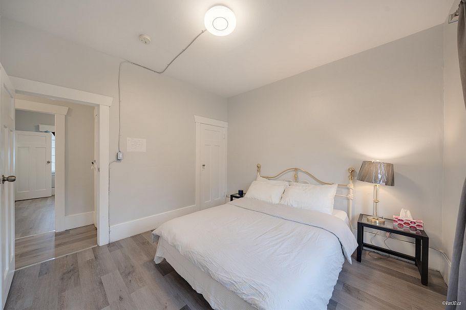 3425 W 8TH AVENUE Vancouver, BC - 7