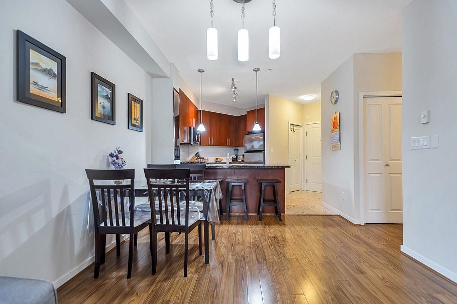 211 3551 FOSTER AVENUE Vancouver, BC - 24