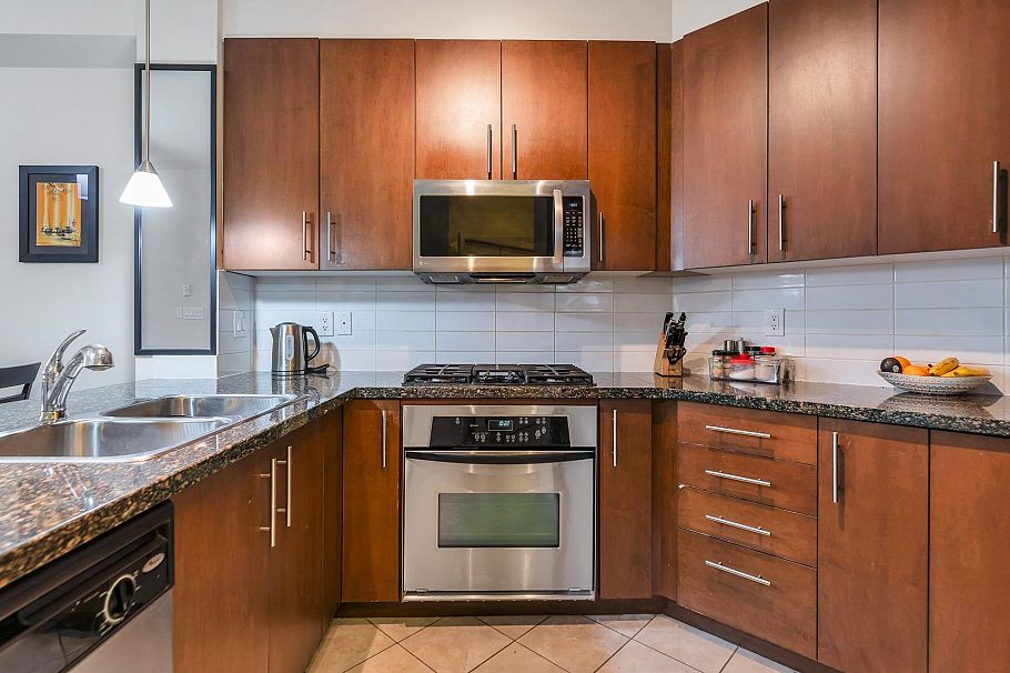 211 3551 FOSTER AVENUE Vancouver, BC - 22