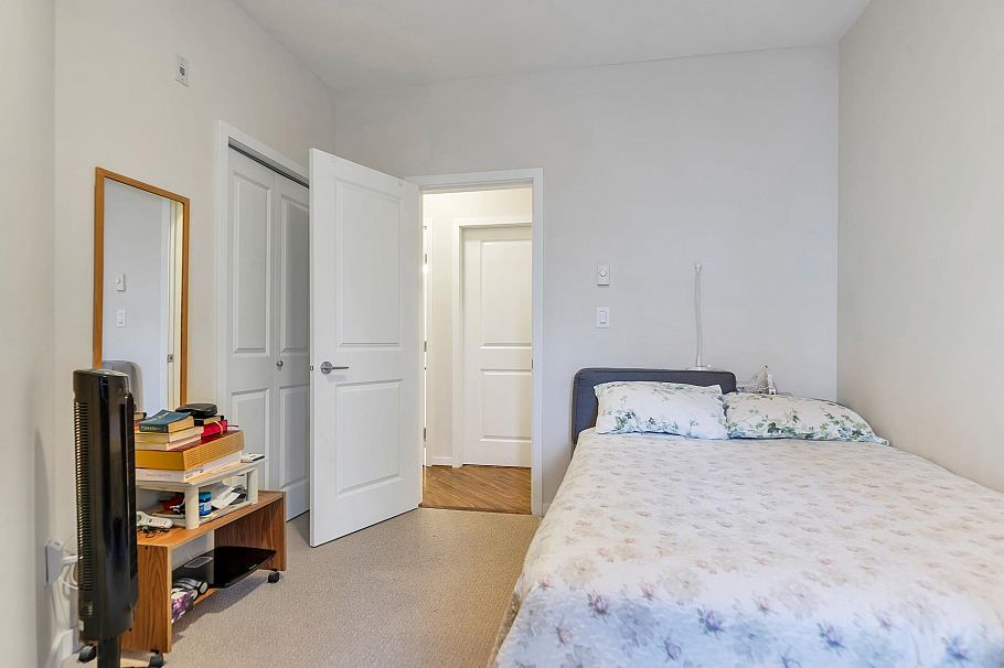 211 3551 FOSTER AVENUE Vancouver, BC - 7