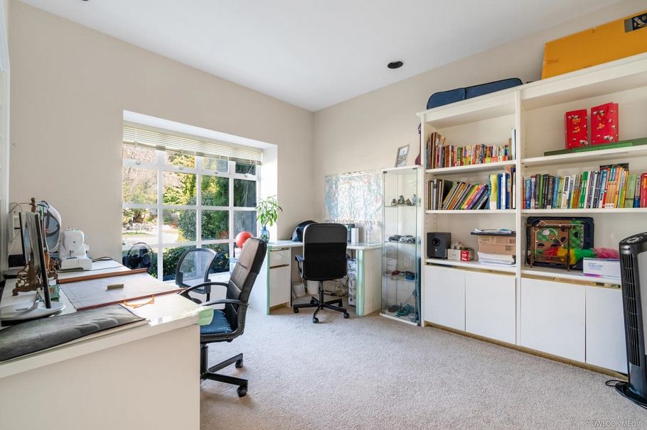 W 58TH AVENUE Vancouver, BC - 17