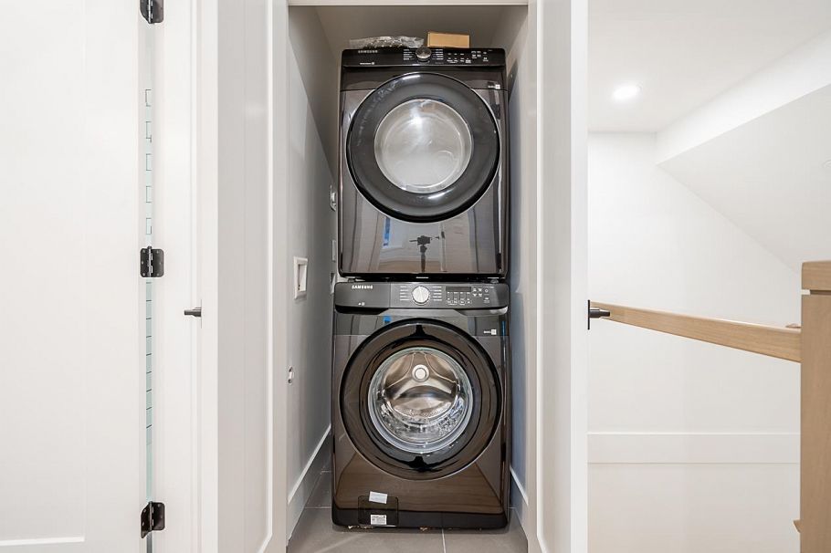 1 ROSSLAND STREET Vancouver, BC - 6