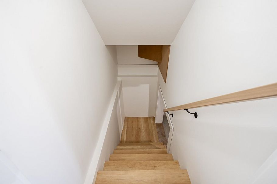 1 ROSSLAND STREET Vancouver, BC - 21