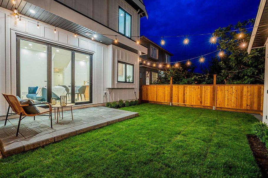 1 ROSSLAND STREET Vancouver, BC - 17