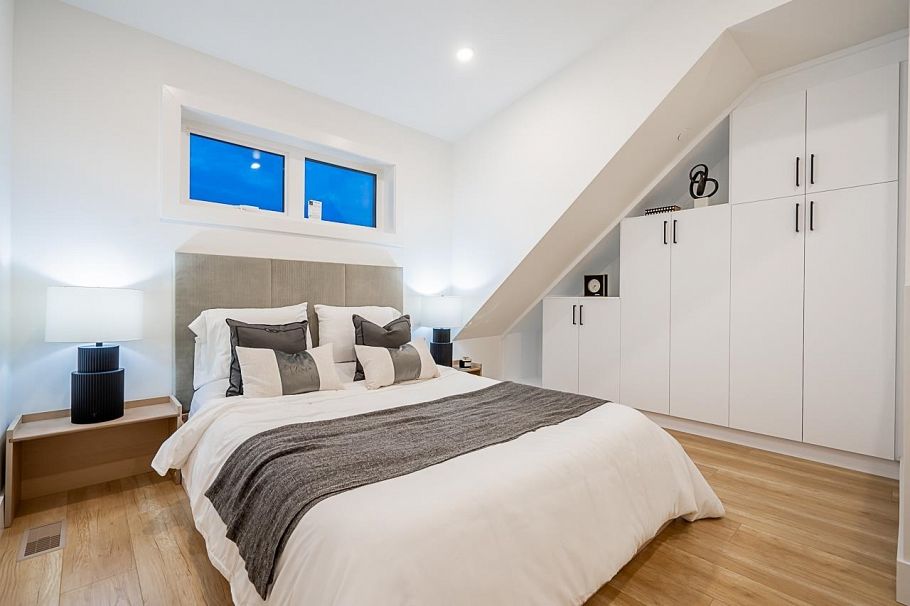 1 ROSSLAND STREET Vancouver, BC - 19