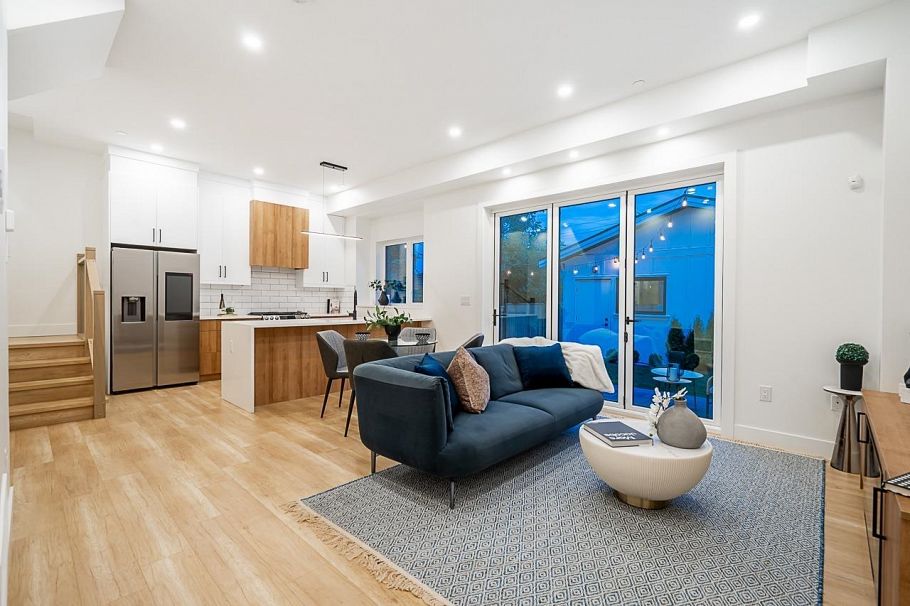 1 ROSSLAND STREET Vancouver, BC - 22