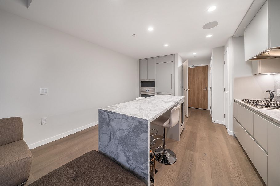 1902 7433 CAMBIE STREET Vancouver, BC - 10