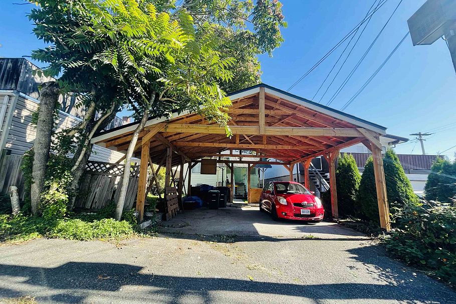 1091 Richelieu Avenue Vancouver, BC - 22