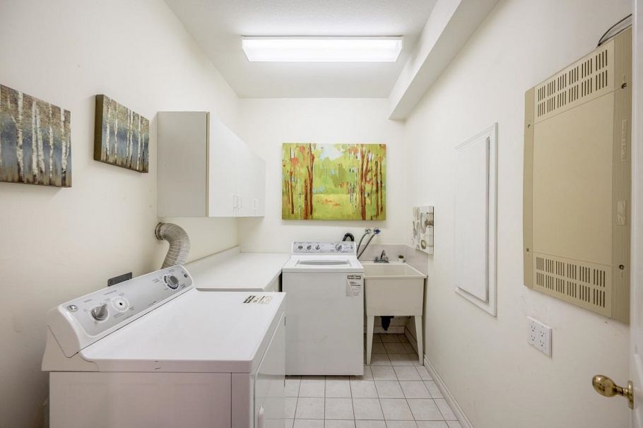 4628 Puget Drive Vancouver, BC - 9