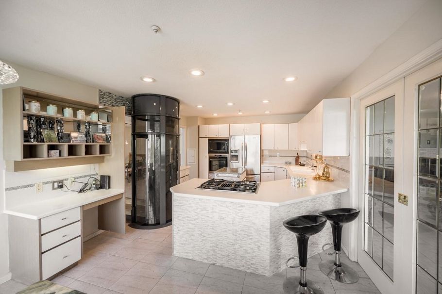 4628 Puget Drive Vancouver, BC - 30