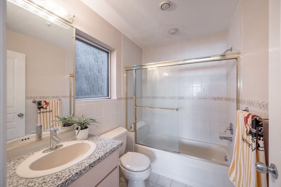 4628 Puget Drive Vancouver, BC - 7