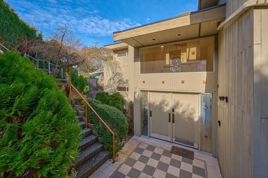 4628 Puget Drive Vancouver, BC - 21