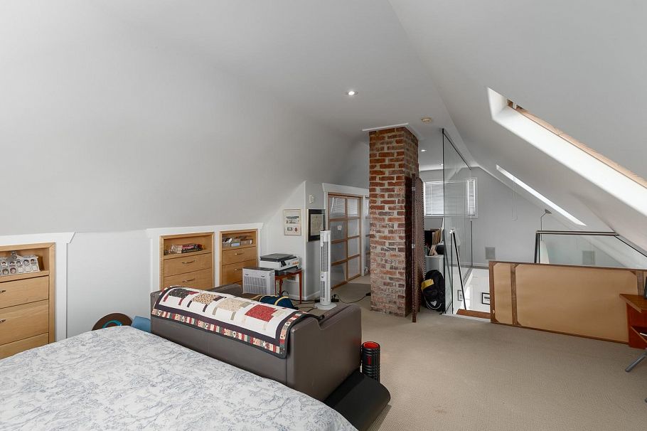 2414 E 5th Avenue Vancouver, BC - 31