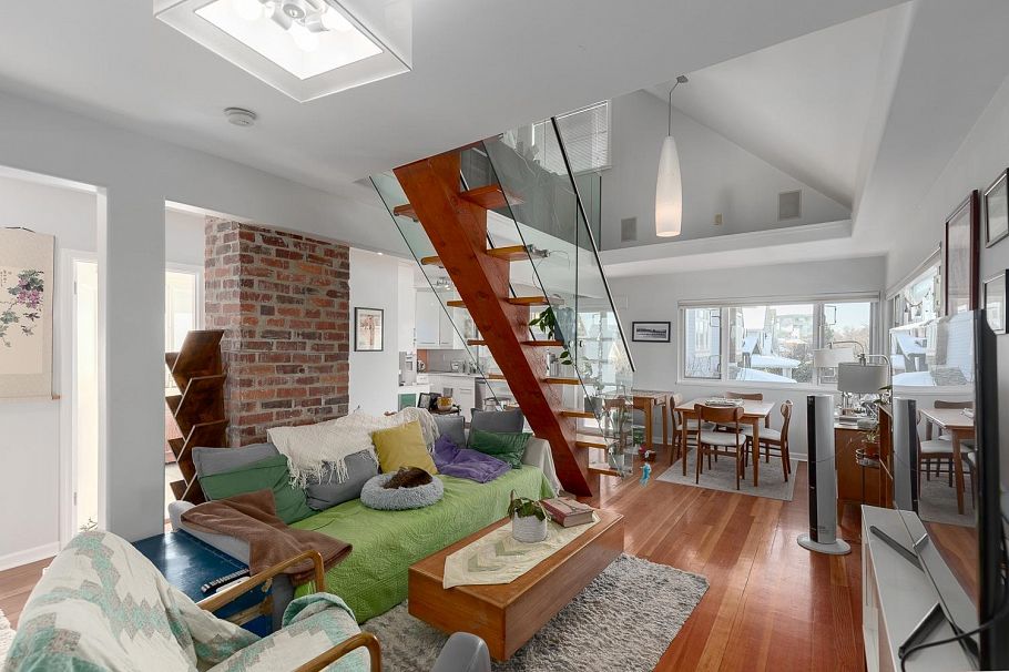 2414 E 5th Avenue Vancouver, BC - 21