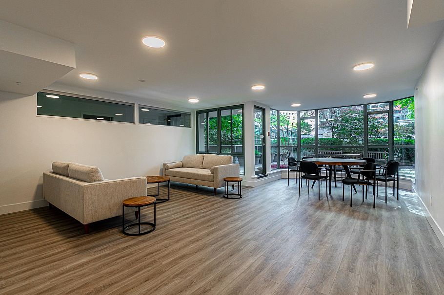 2405 888 Hamilton Street Vancouver, BC - 15