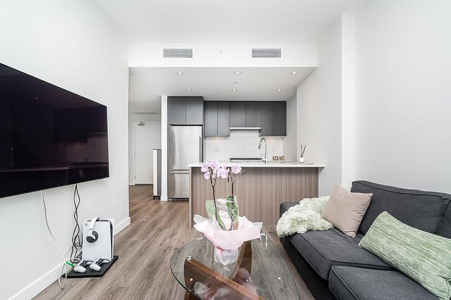 1702 3430 E Kent Avenue Vancouver, BC - 30