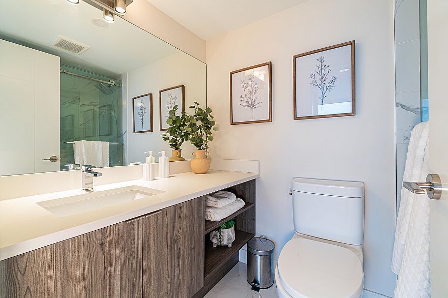 2405 888 Hamilton Street Vancouver, BC - 17