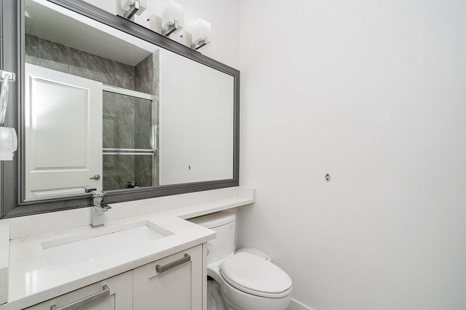 1004 1601 Quebec Street Vancouver, BC - 3