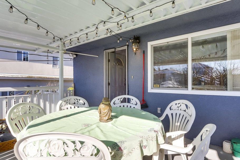 2542 E 3rd Avenue Vancouver, BC - 15