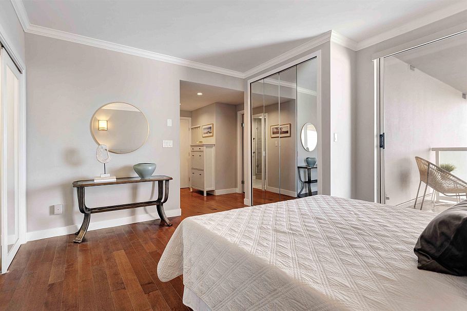 2302 1500 Howe Street Vancouver, BC - 19