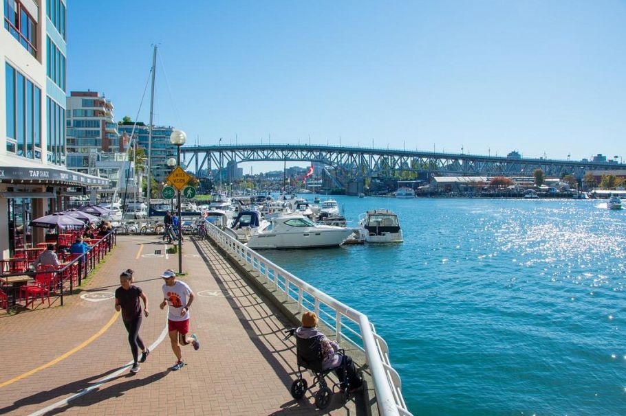 2302 1500 Howe Street Vancouver, BC - 15