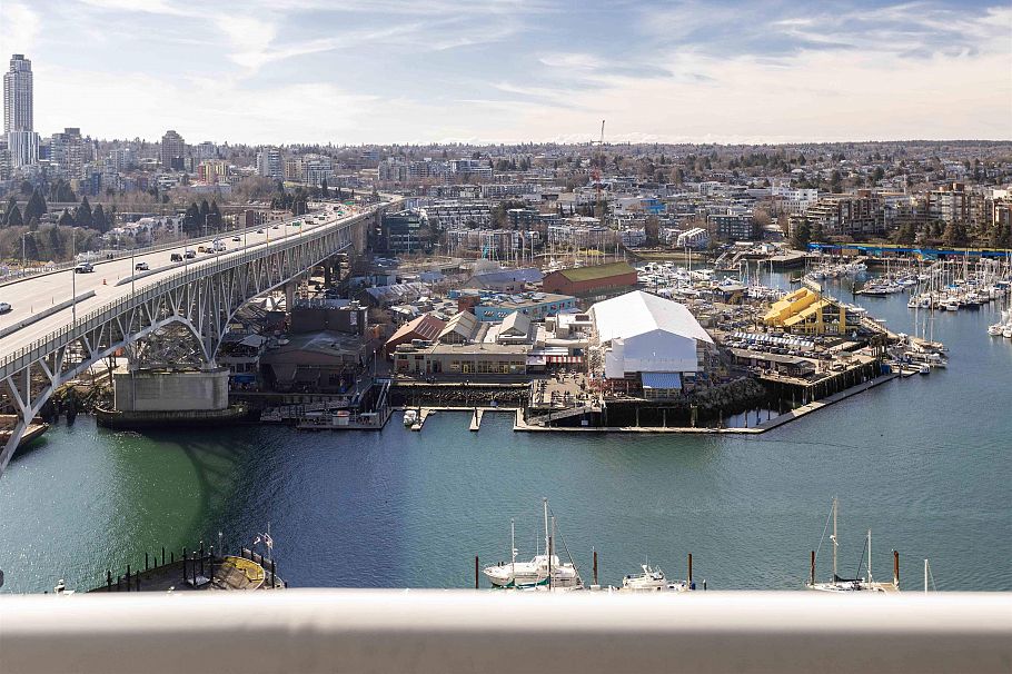 2302 1500 Howe Street Vancouver, BC - 28