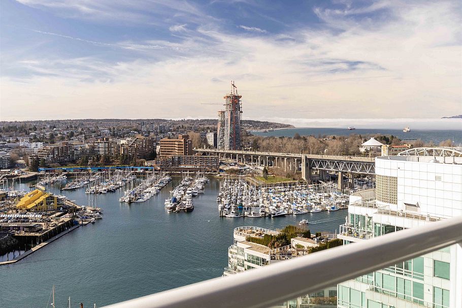 2302 1500 Howe Street Vancouver, BC - 1