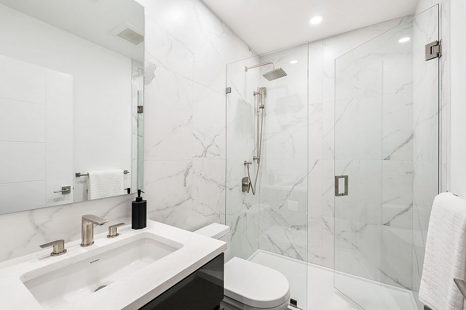 202 5287 E Somerville Street Vancouver, BC - 7