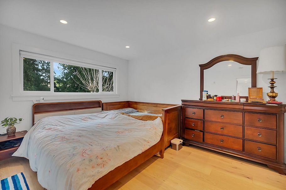 2505 William Avenue North Vancouver, BC - 10