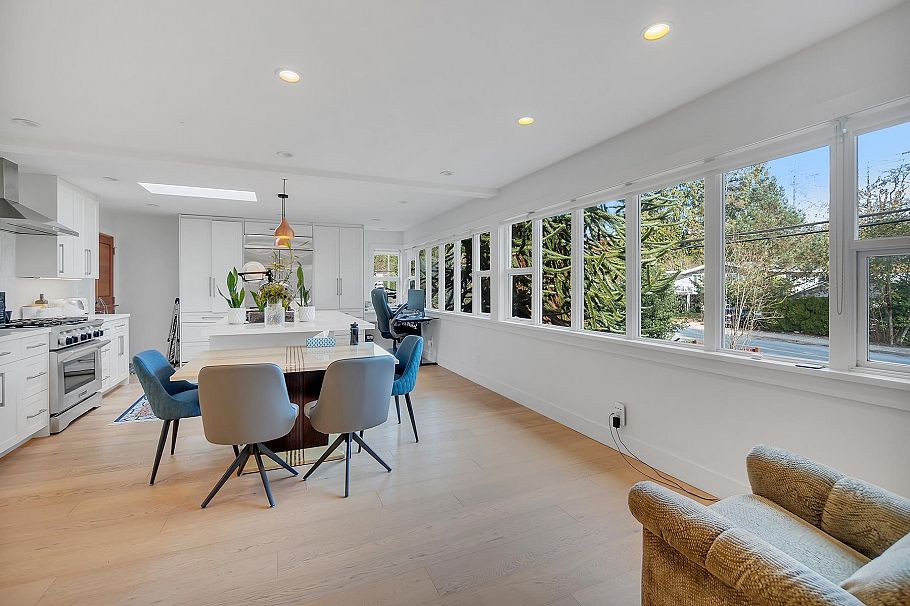 2505 William Avenue North Vancouver, BC - 6