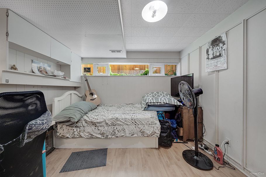 6891 E Heather Street Vancouver, BC - 18