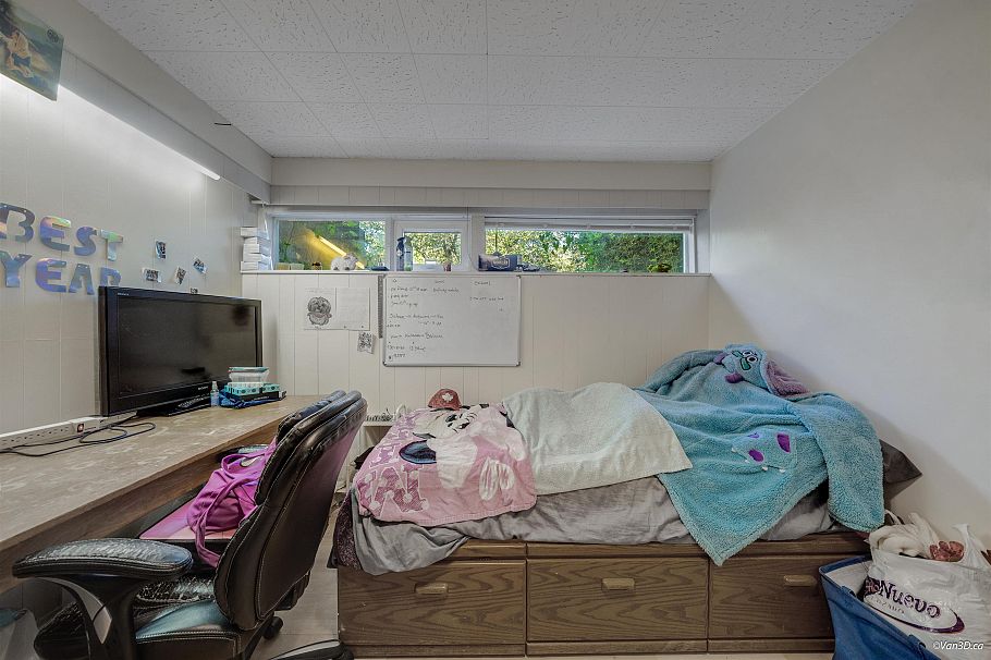 6891 E Heather Street Vancouver, BC - 10