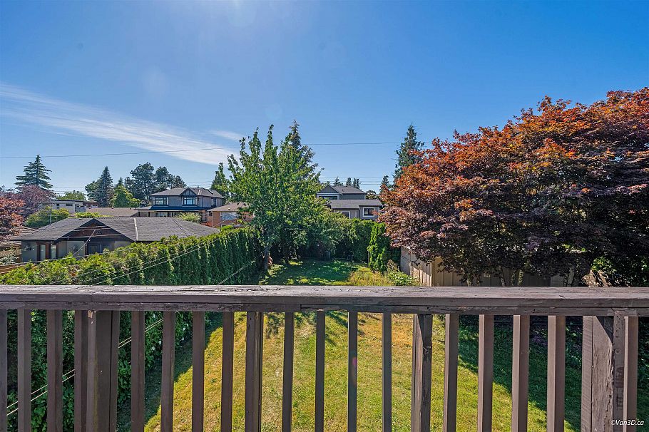 6891 E Heather Street Vancouver, BC - 40