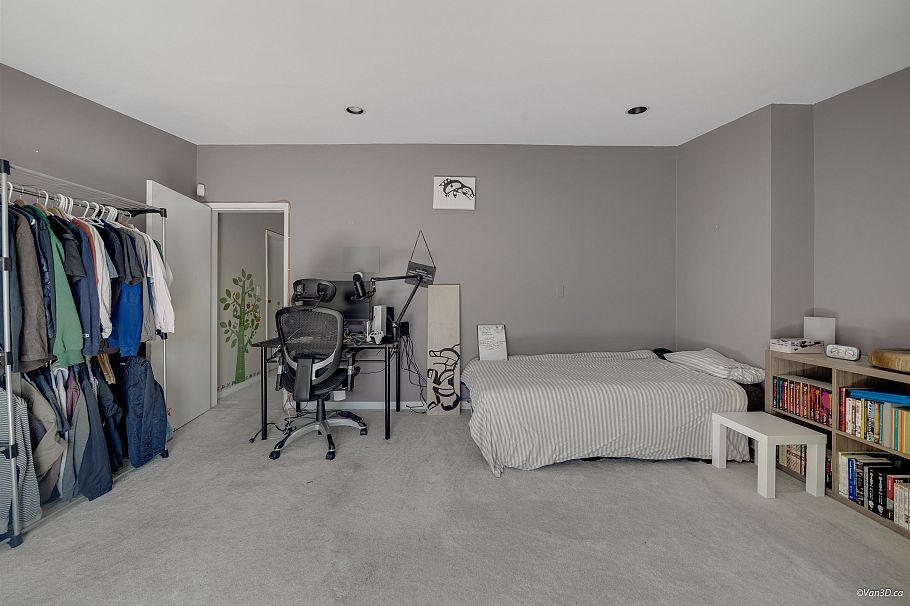 6891 E Heather Street Vancouver, BC - 15