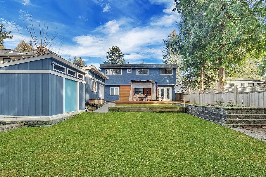 2505 William Avenue North Vancouver, BC - 36