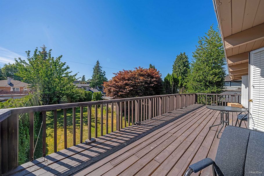 6891 E Heather Street Vancouver, BC - 12