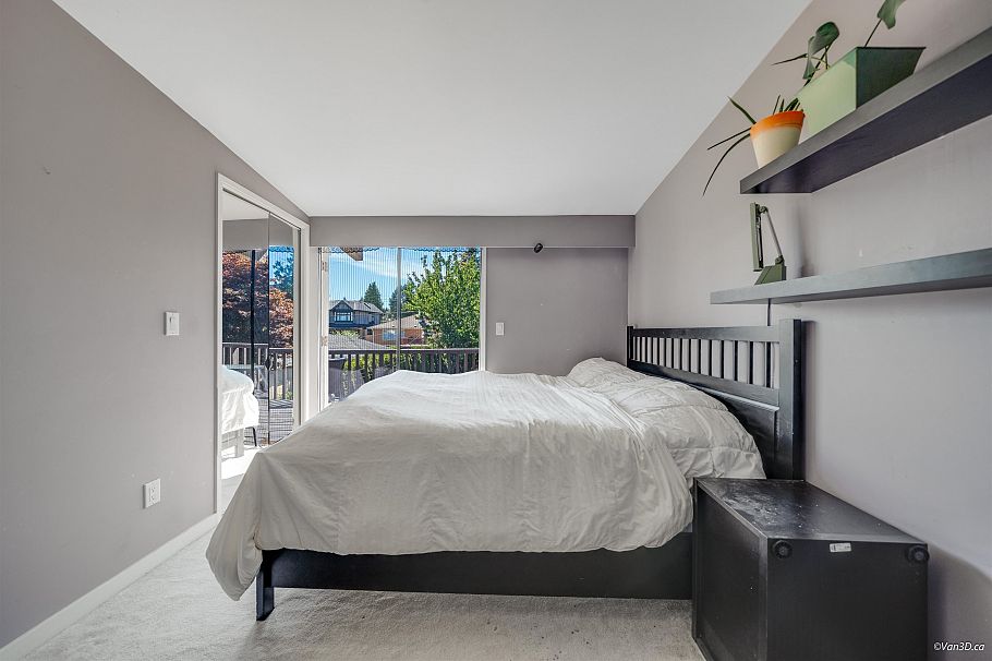 6891 E Heather Street Vancouver, BC - 32