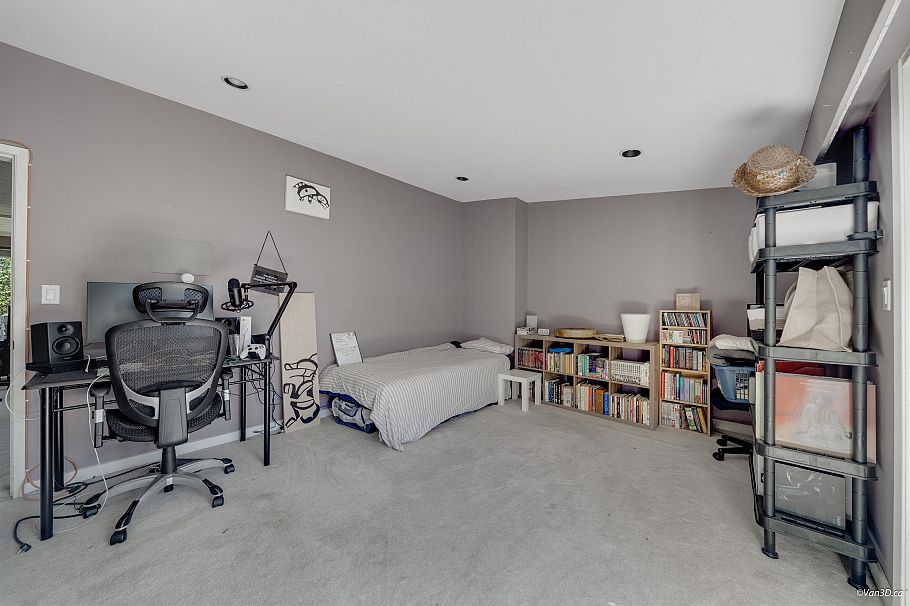 6891 E Heather Street Vancouver, BC - 7