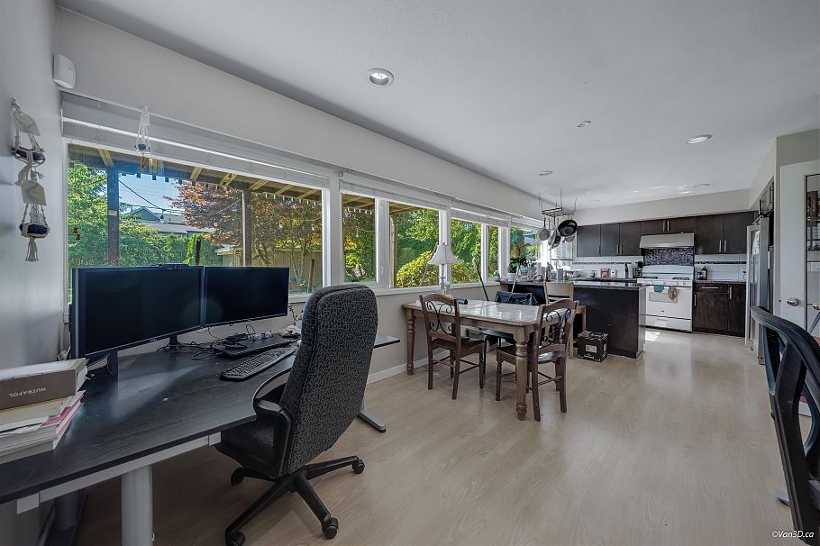 6891 E Heather Street Vancouver, BC - 25