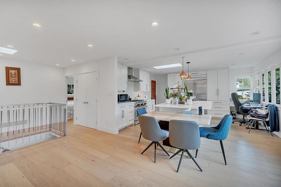 2505 William Avenue North Vancouver, BC - 8