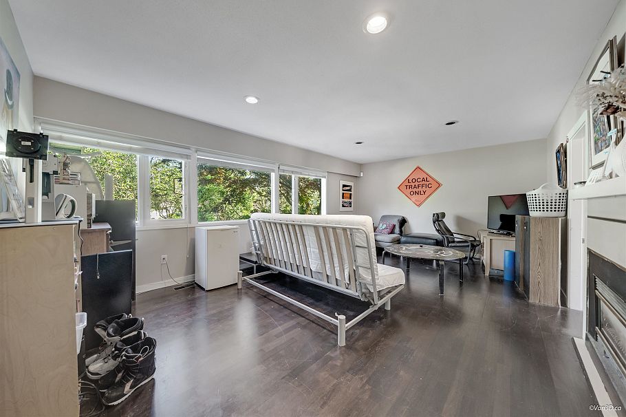 6891 E Heather Street Vancouver, BC - 27